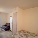 Apartament Renove Avec Balcon A 650m Des Thermes - Lamalou, Proche Centre-ville Et Nature - Fr-1-451-96